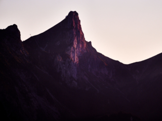 Stockhorn im Abendlicht